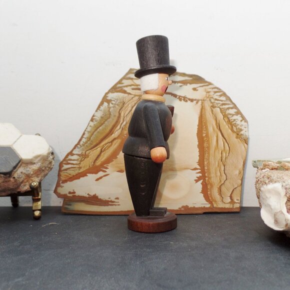 German Wood Smoker Incense Burner - Picture 4 of 10